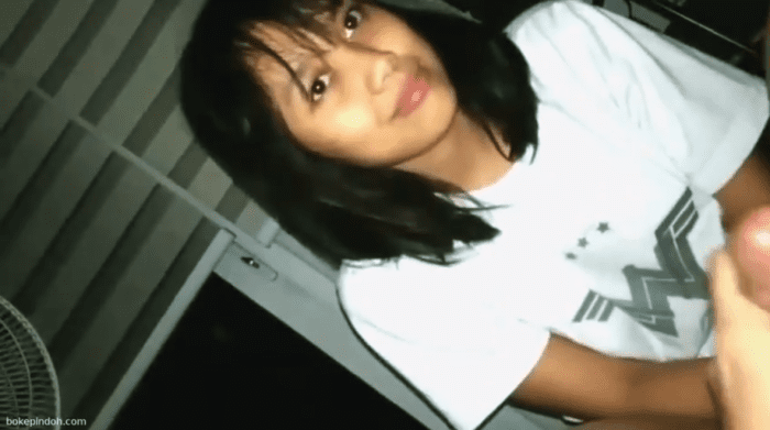 Bokep Indo Masih Polos Nurut Disuruh Sepong