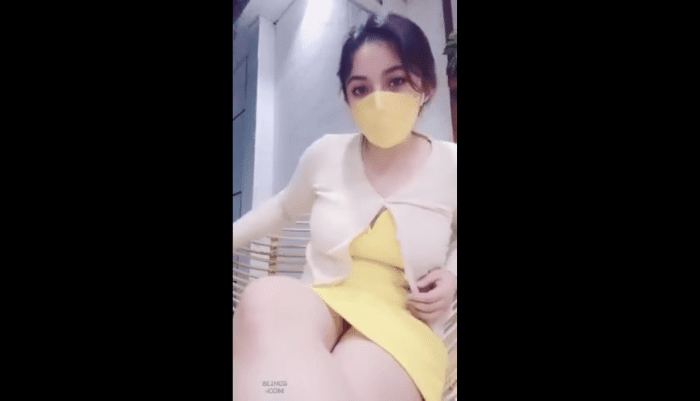 Bokep Indo Viona Colmek di Toilet Kafe Lalu Prank Driver